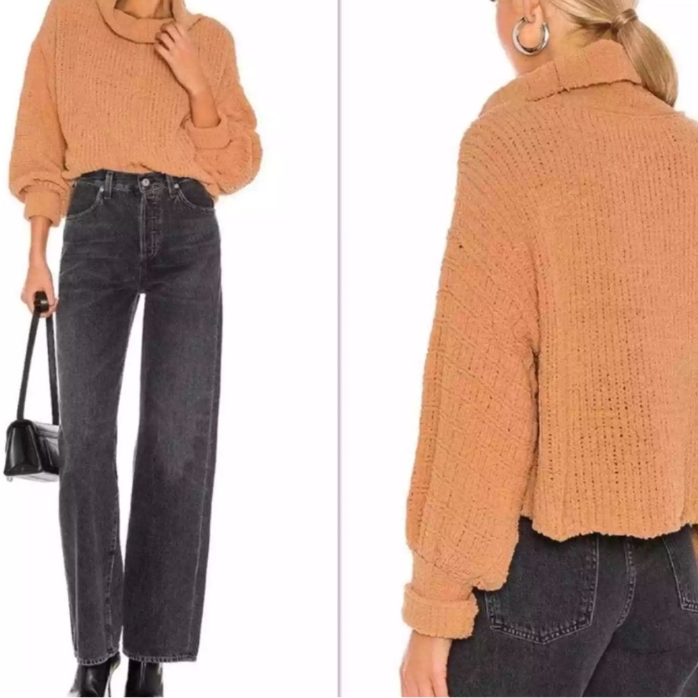 Free People Be Yours Camel Pullover Cowl Neck Knit Sweater Size XS.